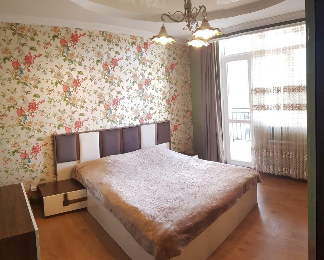 Sunrise Apartment Batumi Exterior foto